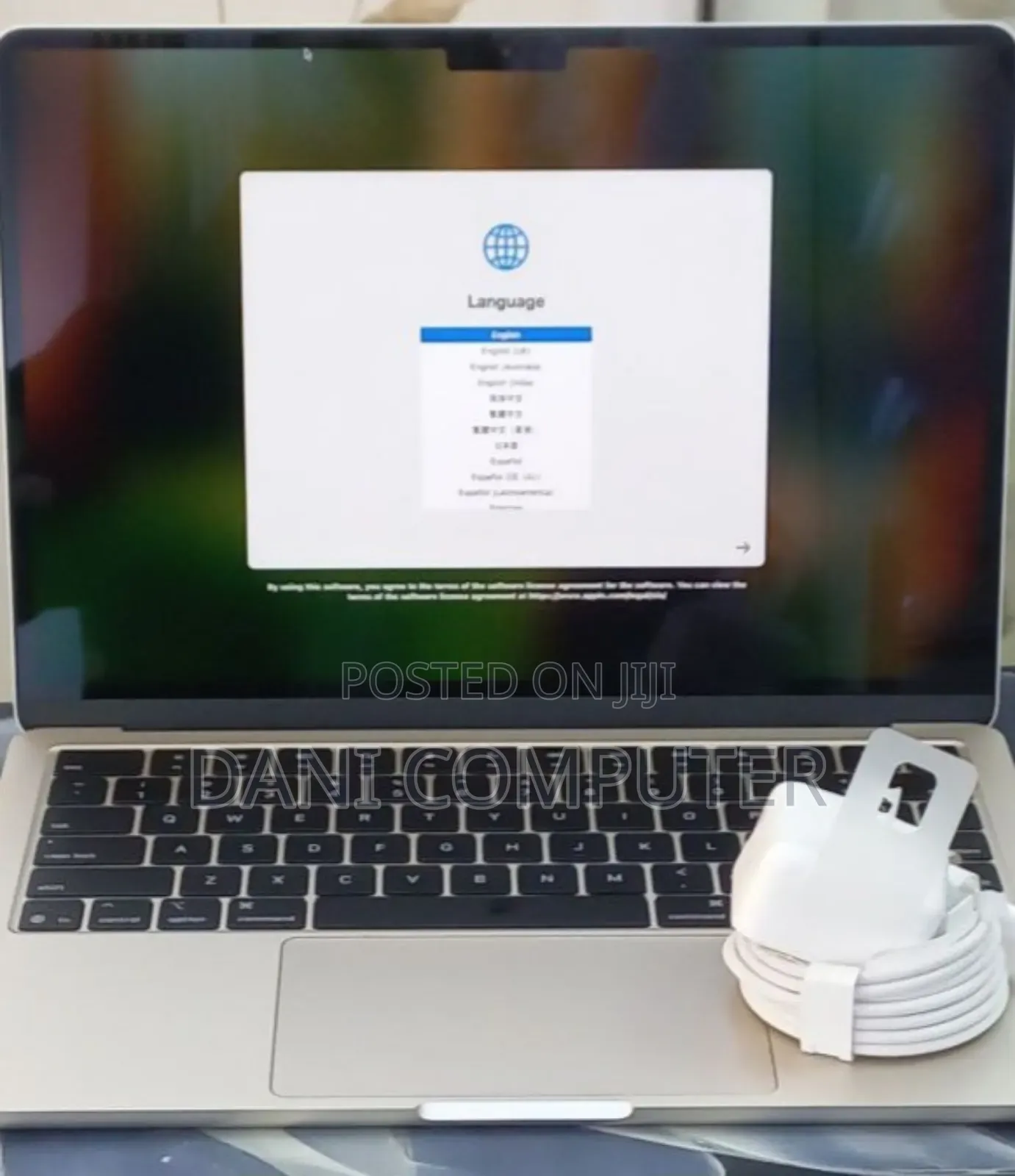 New Laptop Apple MacBook Air 2025 M4 15-inch 16GB Apple M4 SSD 256GB
