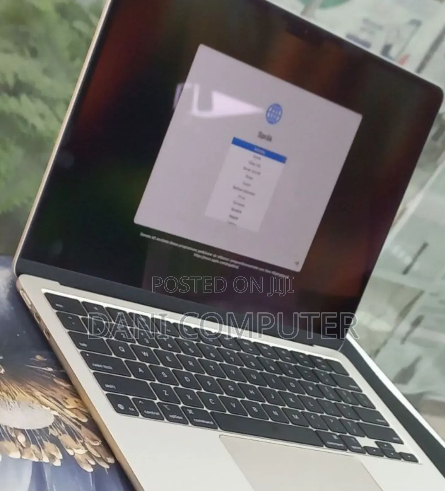 New Laptop Apple MacBook Air 2025 M4 15-inch 16GB Apple M4 SSD 256GB