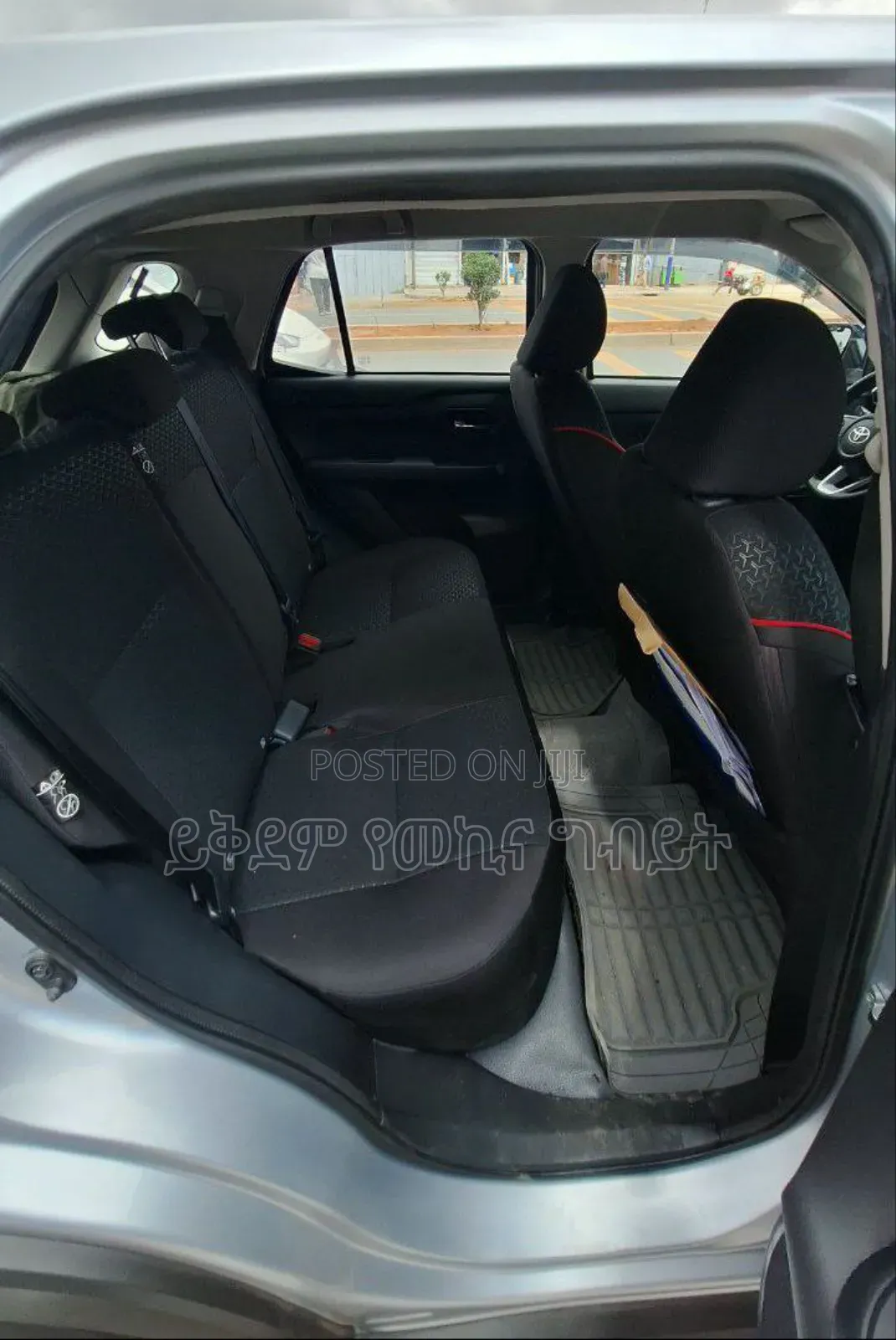Toyota Raize 2022 Silver