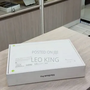 New Laptop Apple Macbook Pro 2025 M5 14-inch 24GB Apple M5 SSD 512GB