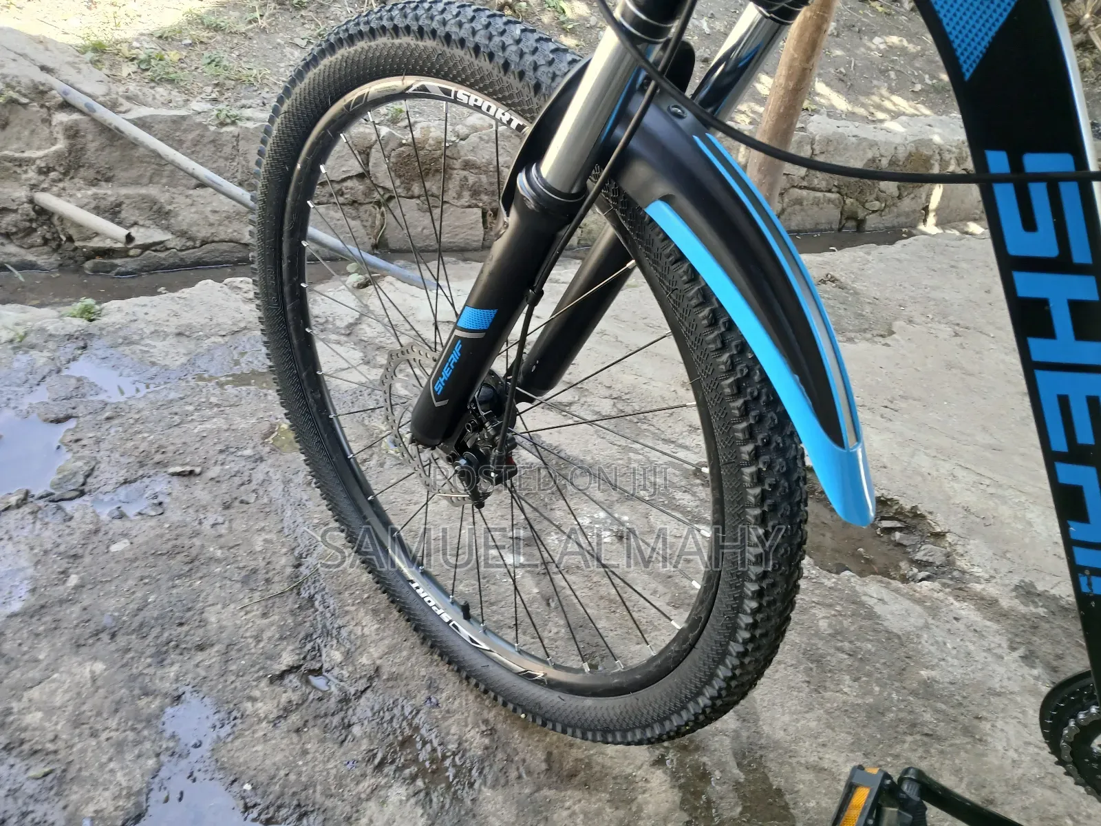 “Urgent Sale – Mountain Bike 26'' 21-Speed Bicycle Very Clean Cycle”