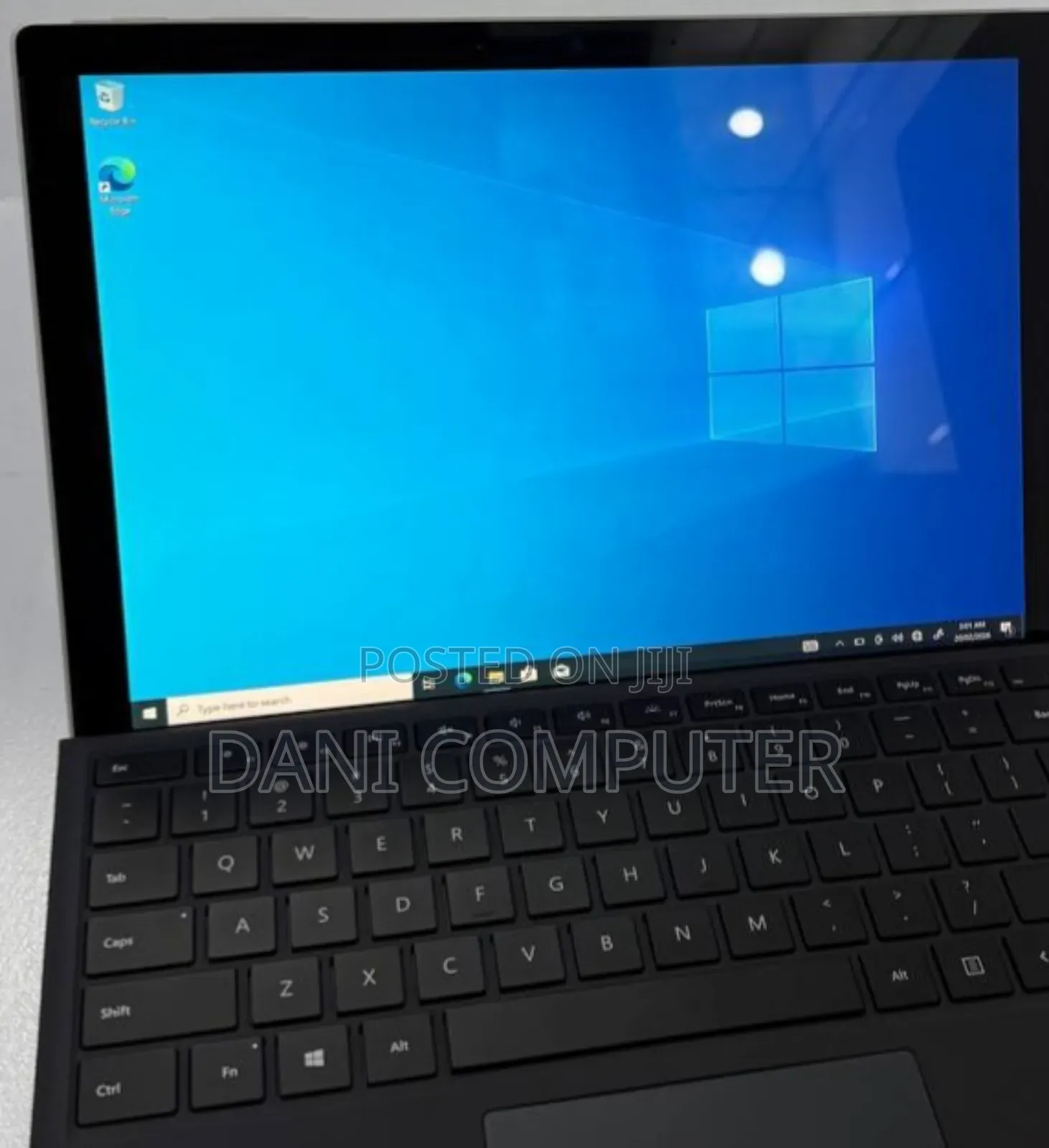 New Laptop Microsoft Surface 16GB Intel Core i5 SSD 256GB
