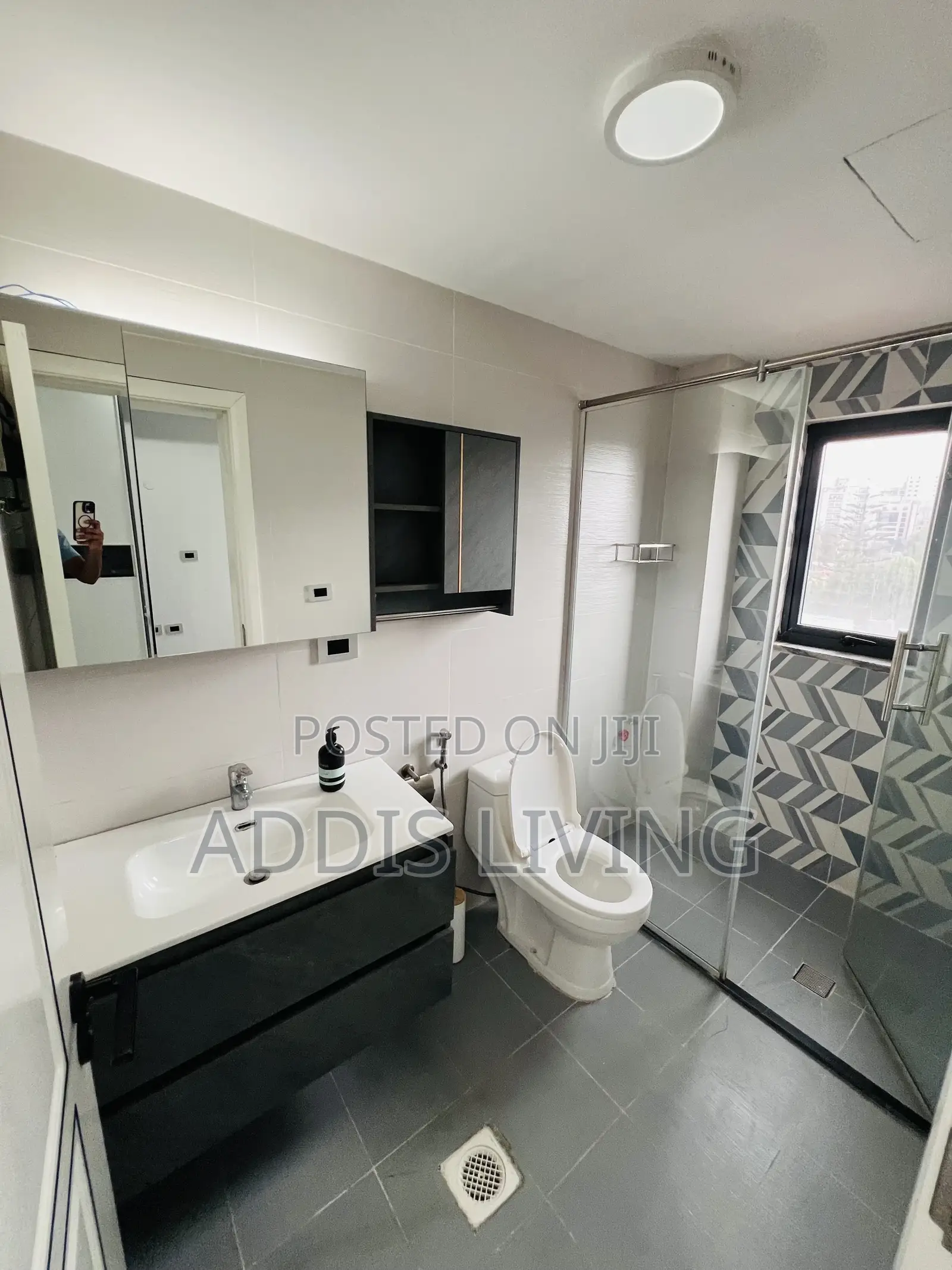 Furnished 3bdrm Apartment in Bole for rent