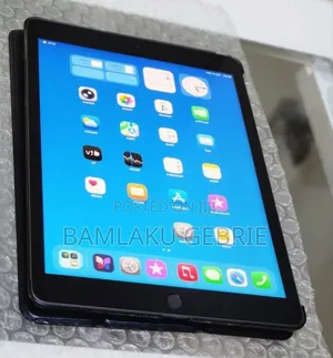 New Apple iPad 10.2 (2020) 128 GB Silver