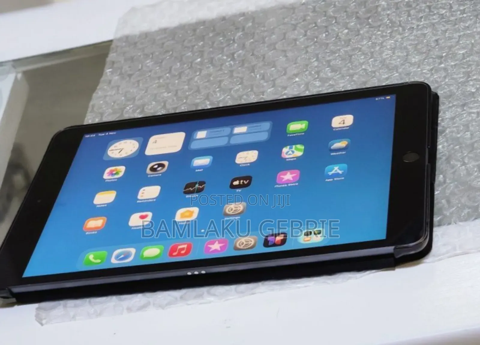 New Apple iPad 10.2 (2020) 128 GB Silver