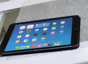 New Apple iPad 10.2 (2020) 128 GB Silver