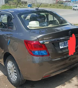 Suzuki Dzire 2021 Silver