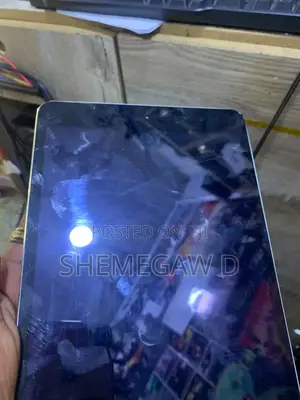 Apple iPad 3 Wi-Fi 16 GB Silver