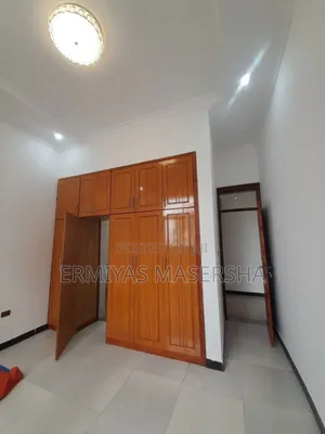 Furnished 3bdrm Villa in Yeka for sale