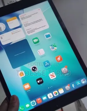 New Apple iPad 10.2 (2019) 128 GB Silver