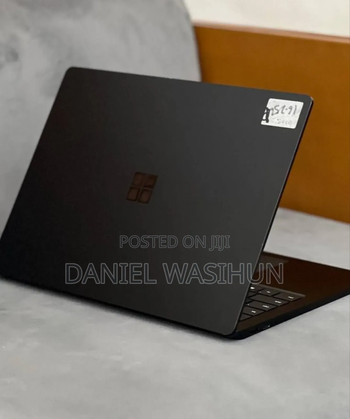 New Laptop Microsoft Surface 16GB Intel Core i7 SSD 512GB