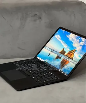 New Laptop Microsoft Surface 16GB Intel Core i7 SSD 512GB