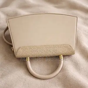 Stylish Beige Women’S Handbag