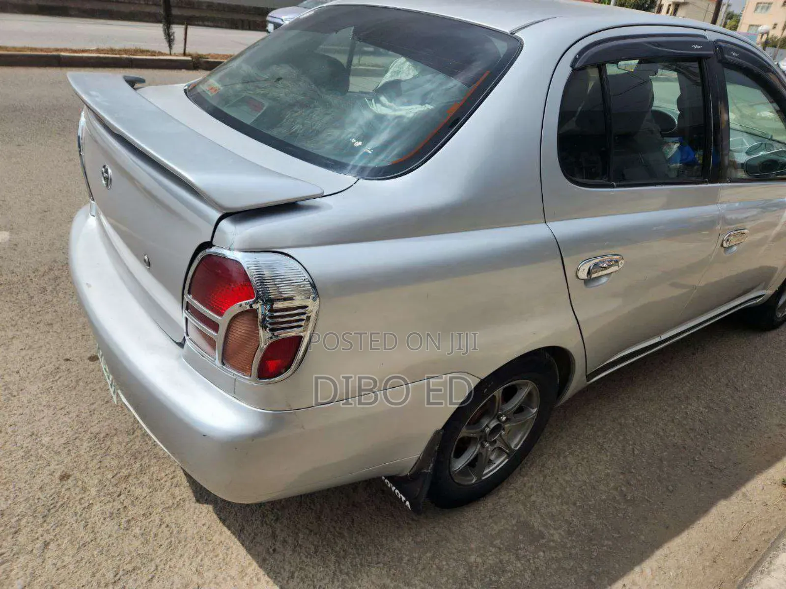 Toyota Platz 1.0 FWD 2001 Silver