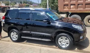 Toyota Land Cruiser Prado 2012