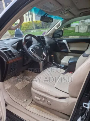 Toyota Land Cruiser Prado 2012