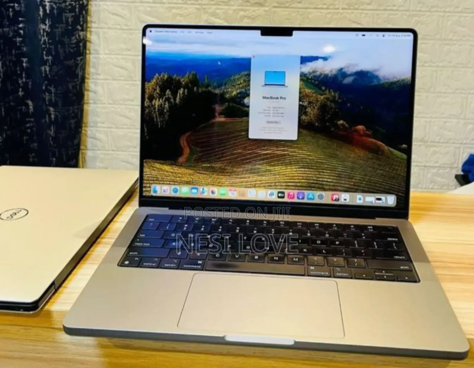 New Laptop Apple MacBook Pro 2021 M1 32GB SSD 512GB