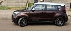 Kia Soul Base Hatchback 2017 Brown