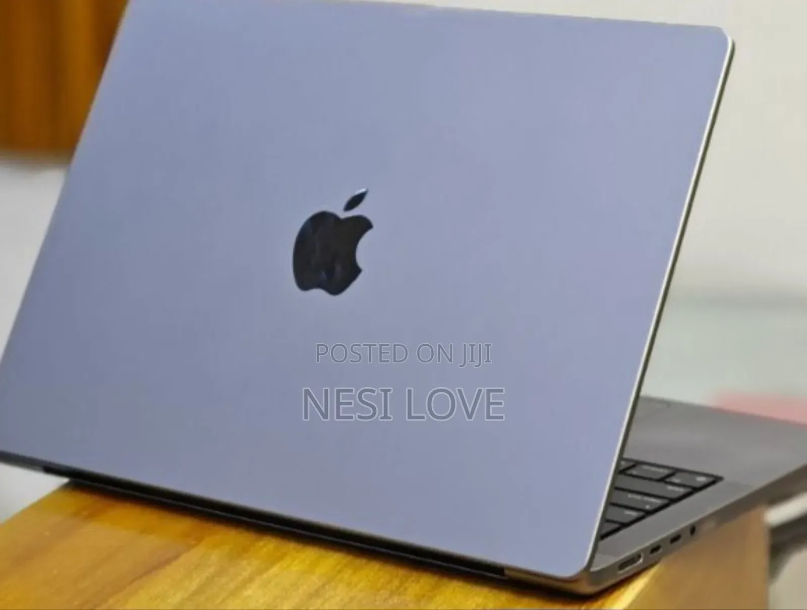 New Laptop Apple MacBook Pro 2021 M1 16GB SSD 512GB