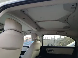 Honda e:NS1 53.6 kWh FWD 2023 Off white