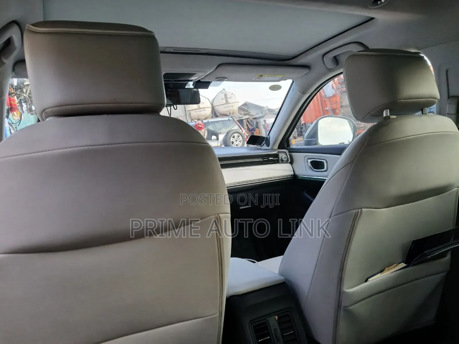 Honda e:NS1 53.6 kWh FWD 2023 Off white