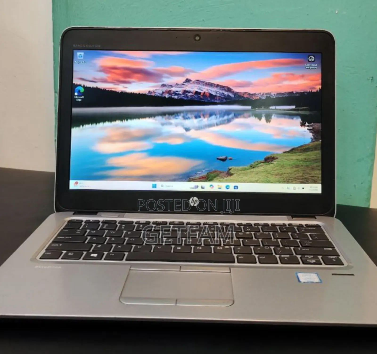 New Laptop HP EliteBook 840 8GB Intel SSD 256GB