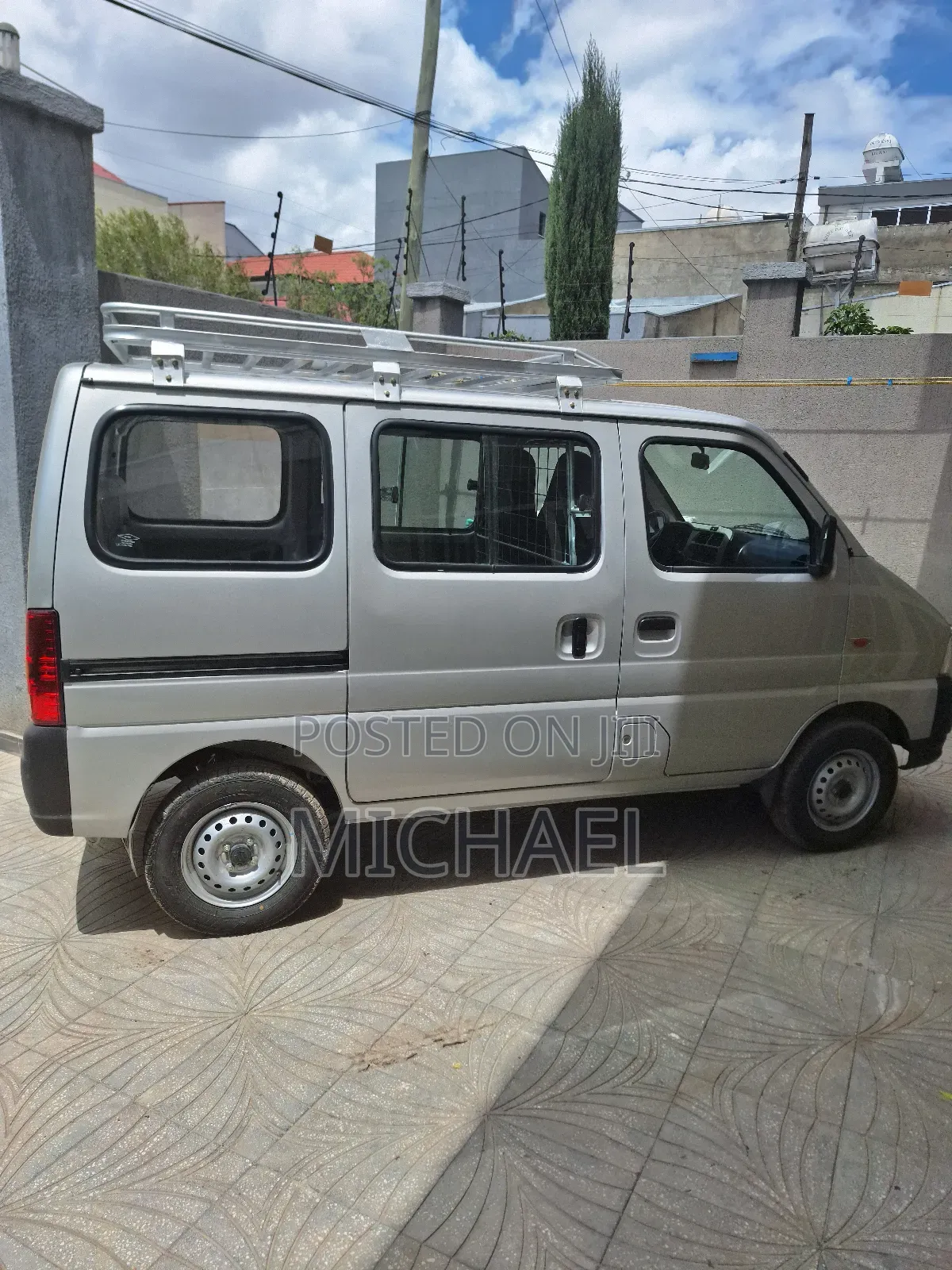 Suzuki Eeco 2025 Gray
