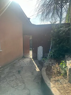 Furnished 3bdrm House in Gullele for sale