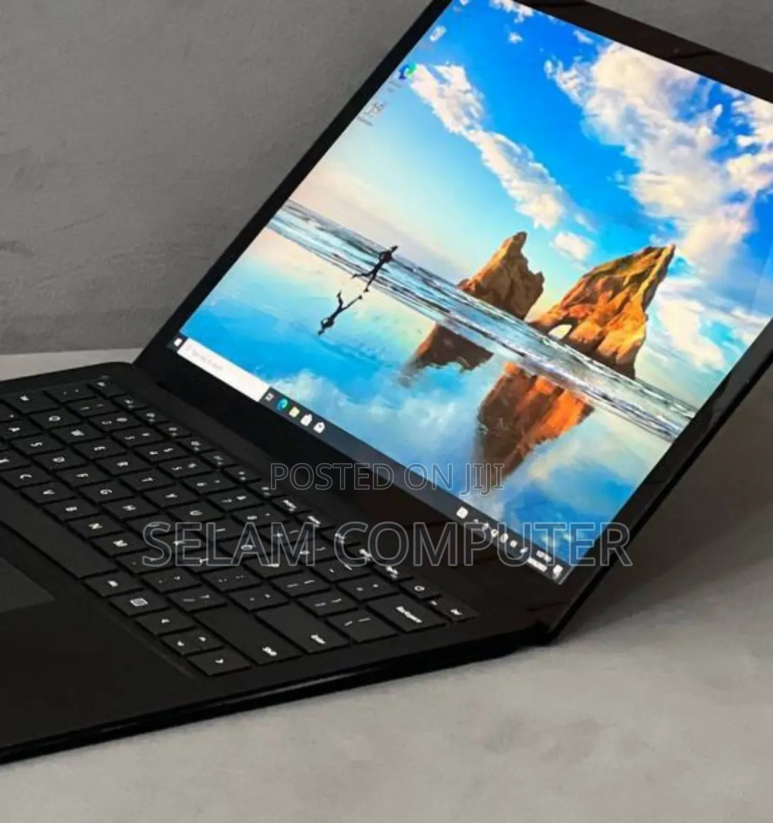 New Laptop Microsoft Surface 16GB Intel Core i7 SSD 512GB