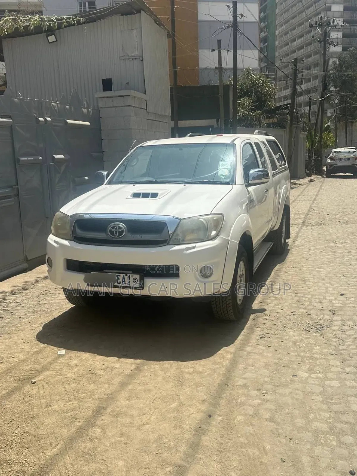 Toyota Hilux 2010 White