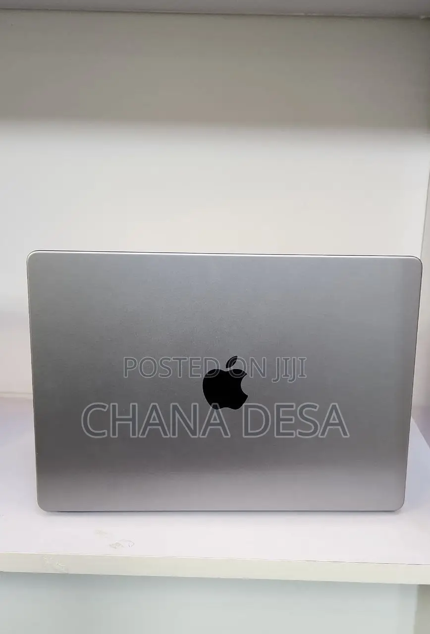 New Laptop Apple MacBook Pro M1 16GB Apple M1 Pro SSD 512GB