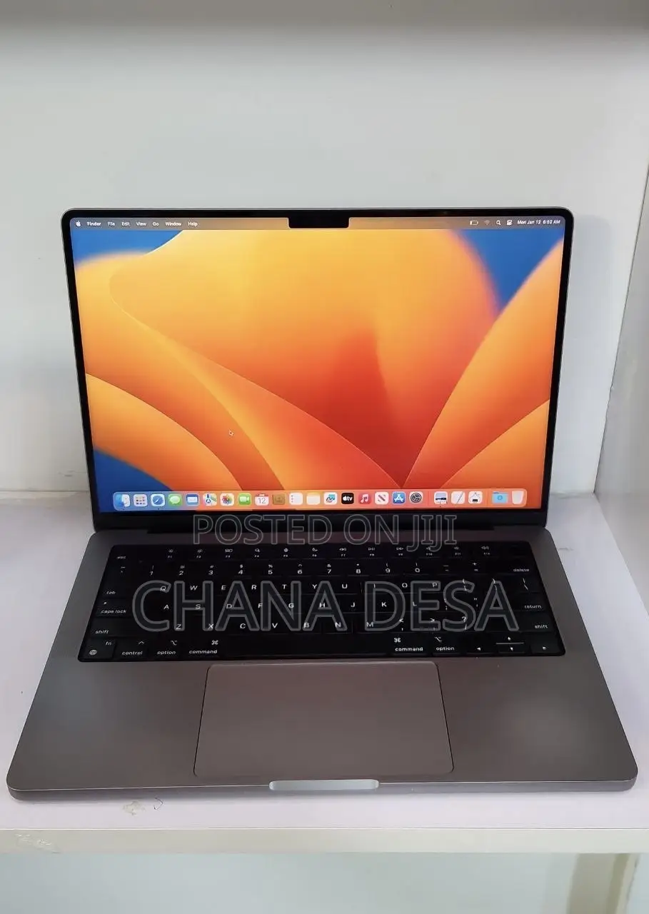 New Laptop Apple MacBook Pro M1 16GB Apple M1 Pro SSD 512GB