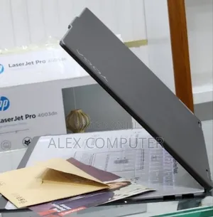 New Laptop Lenovo Yoga 7i 16GB Intel Core Ultra 7 SSD 1T