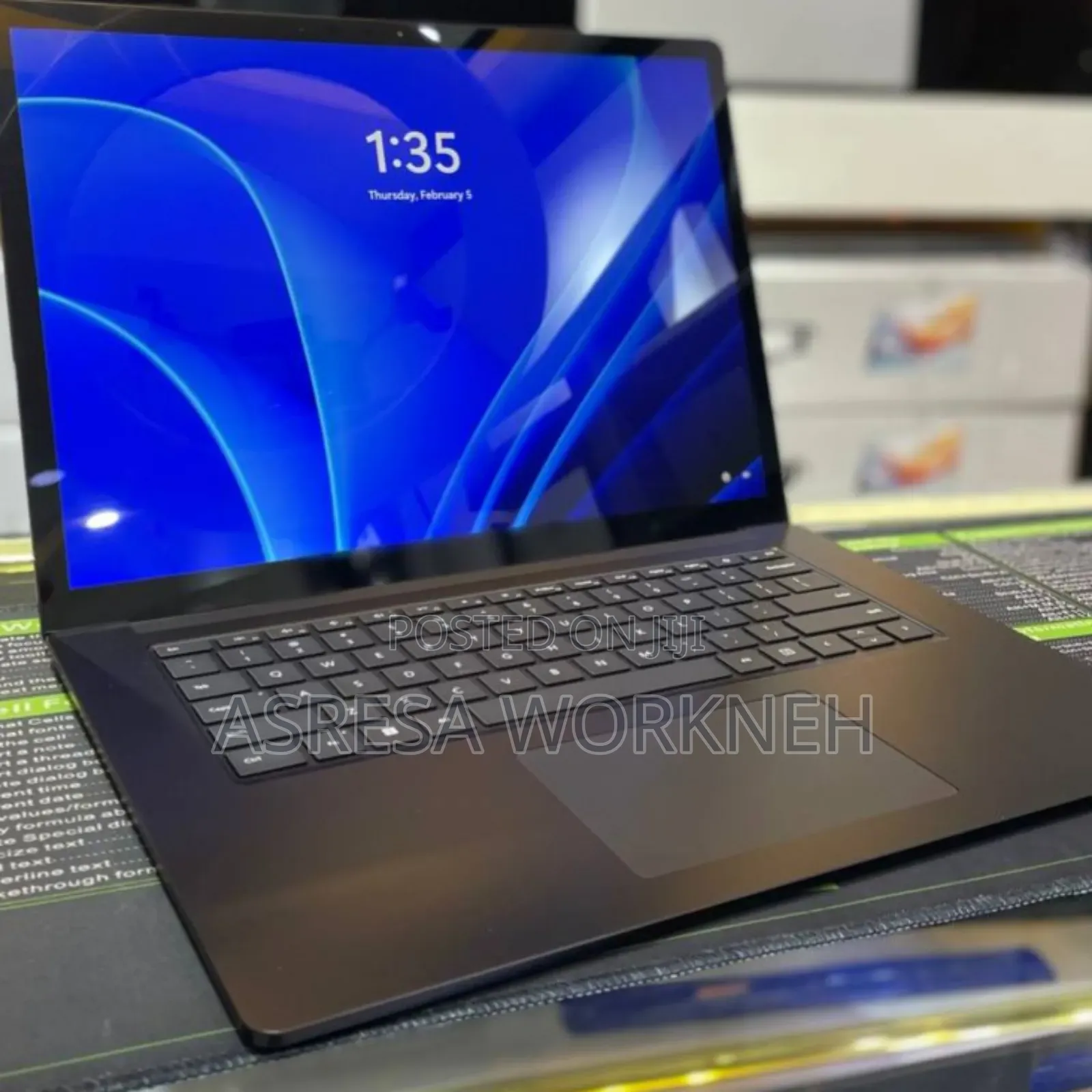 New Laptop Microsoft Surface 16GB Intel Core i7 SSD 512GB