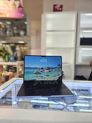 New Apple MacBook Pro 2023 M3 14-inch 18GB Apple M3 Pro SSD 512GB