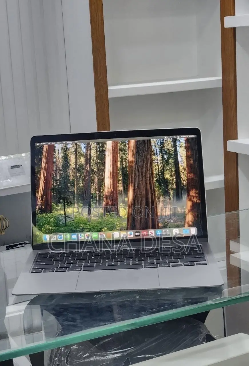 New Laptop Apple MacBook Air 2020 M1 16GB Apple M1 SSD 512GB