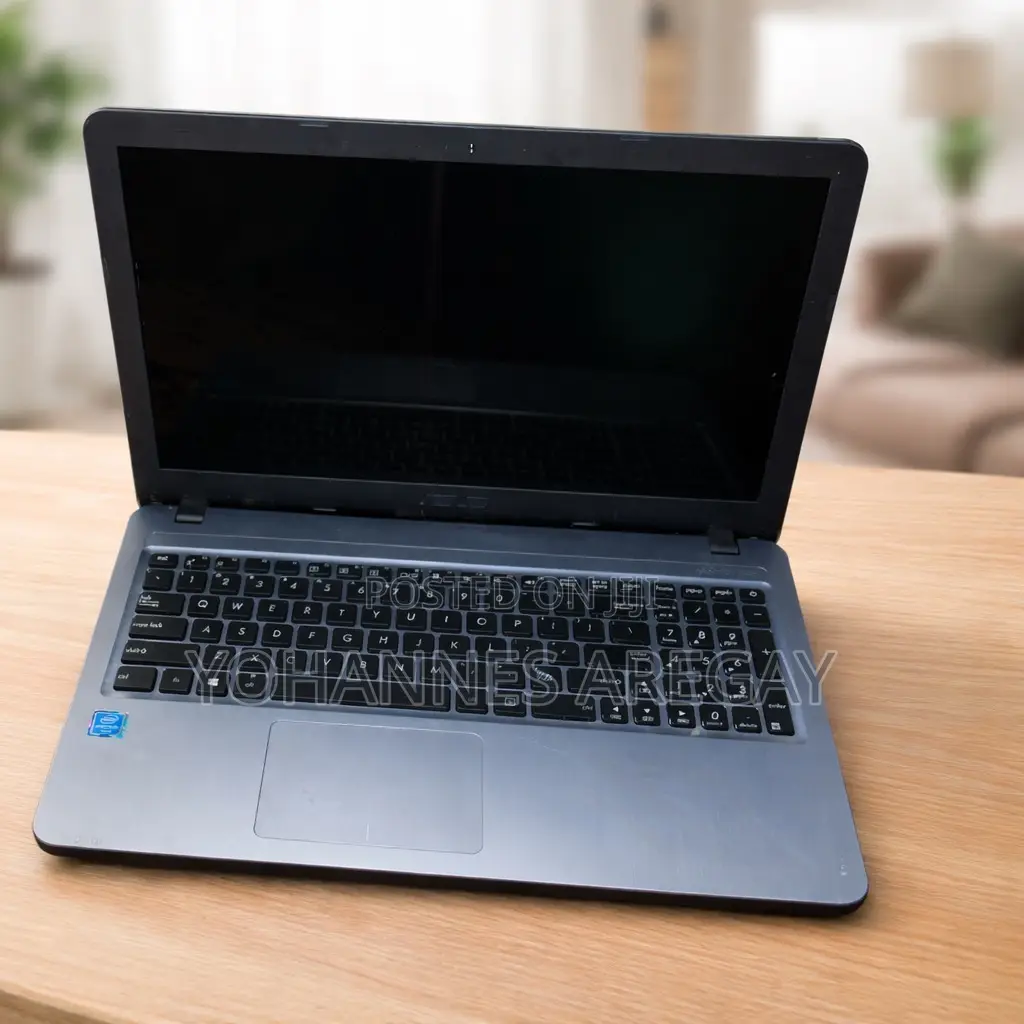 Laptop Asus X540LA 4GB Intel Core 2 Quad HDD 500GB