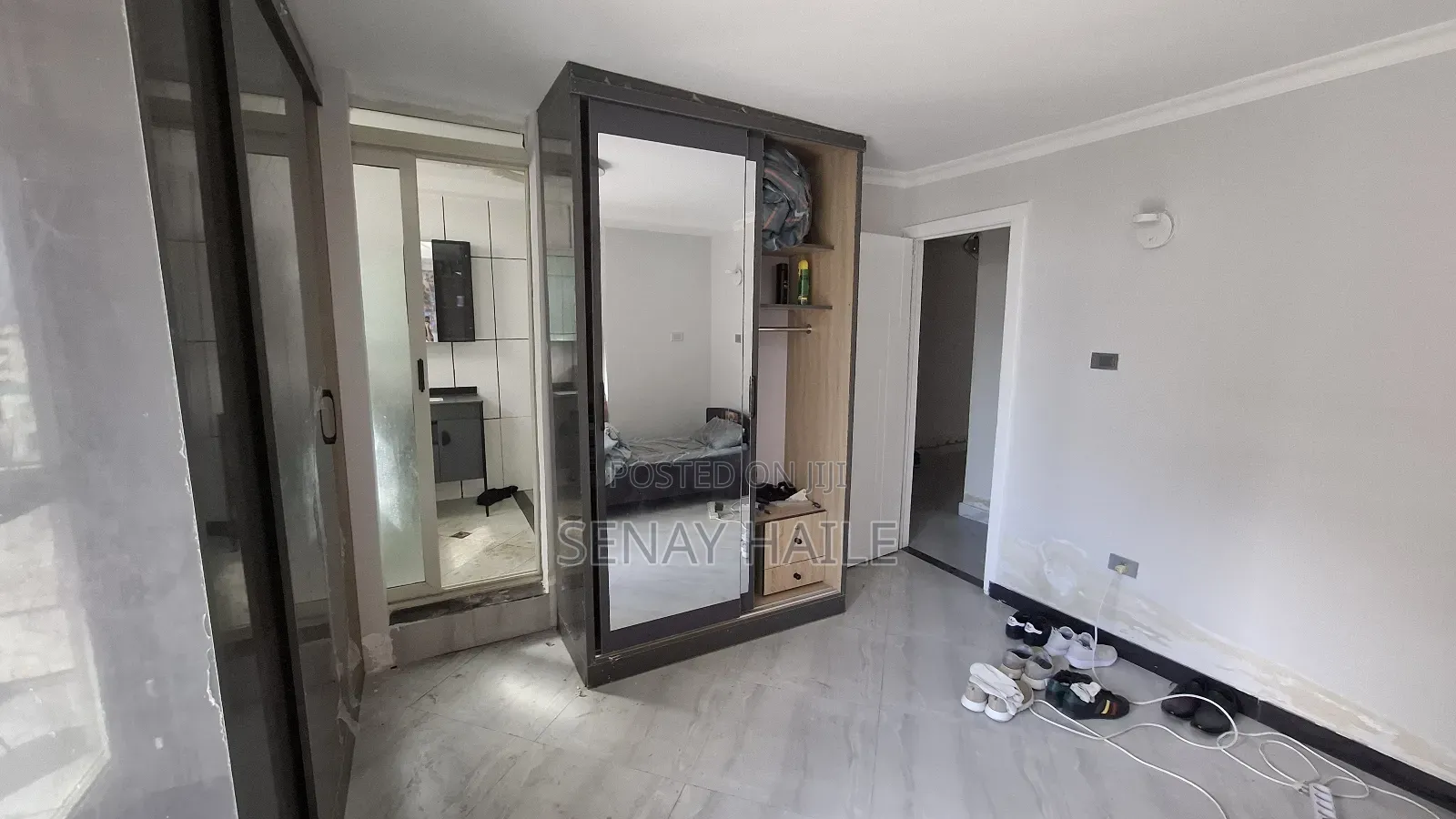 2bdrm Condo in ቱሪስት መገናኛ, Bole for sale