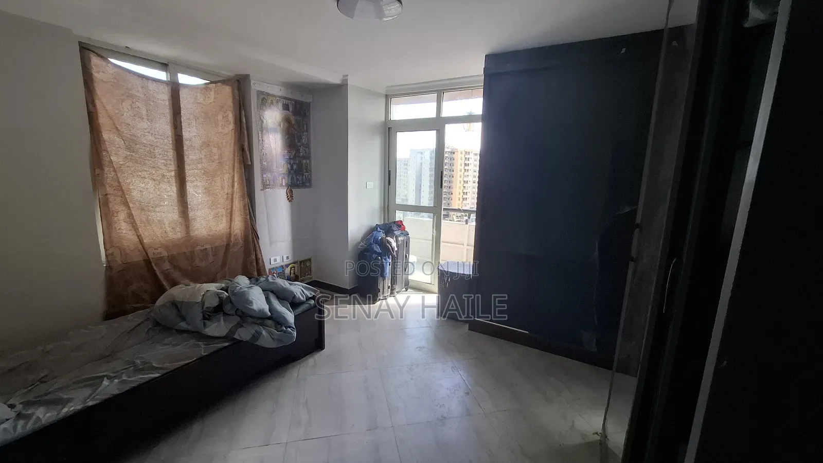 2bdrm Condo in ቱሪስት መገናኛ, Bole for sale