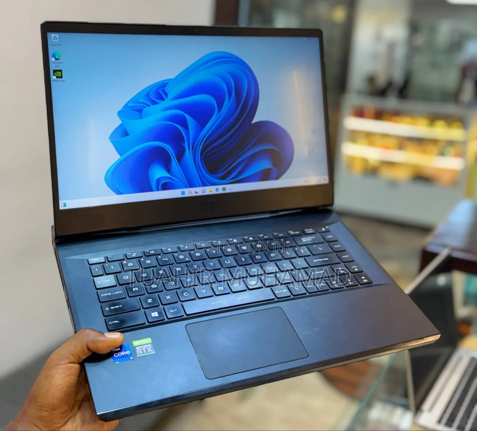New Laptop MSI Katana 15 16GB Intel Core i7 SSD 512GB