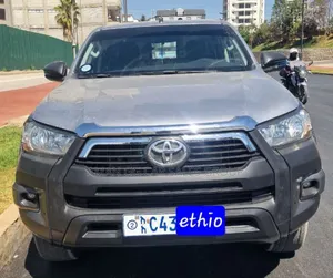 Toyota Hilux 2021 Silver