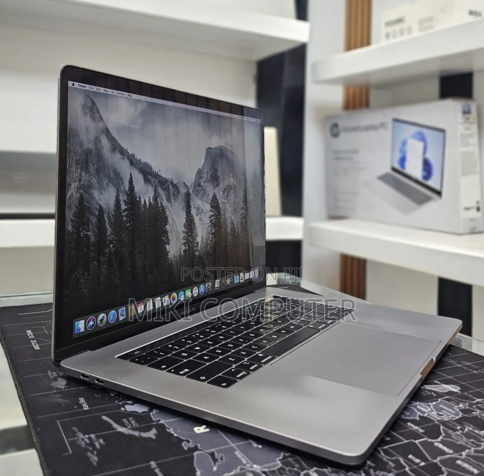 New Laptop Apple MacBook Pro 2019 16GB Intel Core i9 SSD 512GB