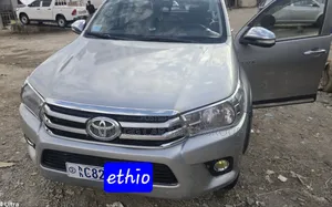 Toyota Hilux 2016 Silver
