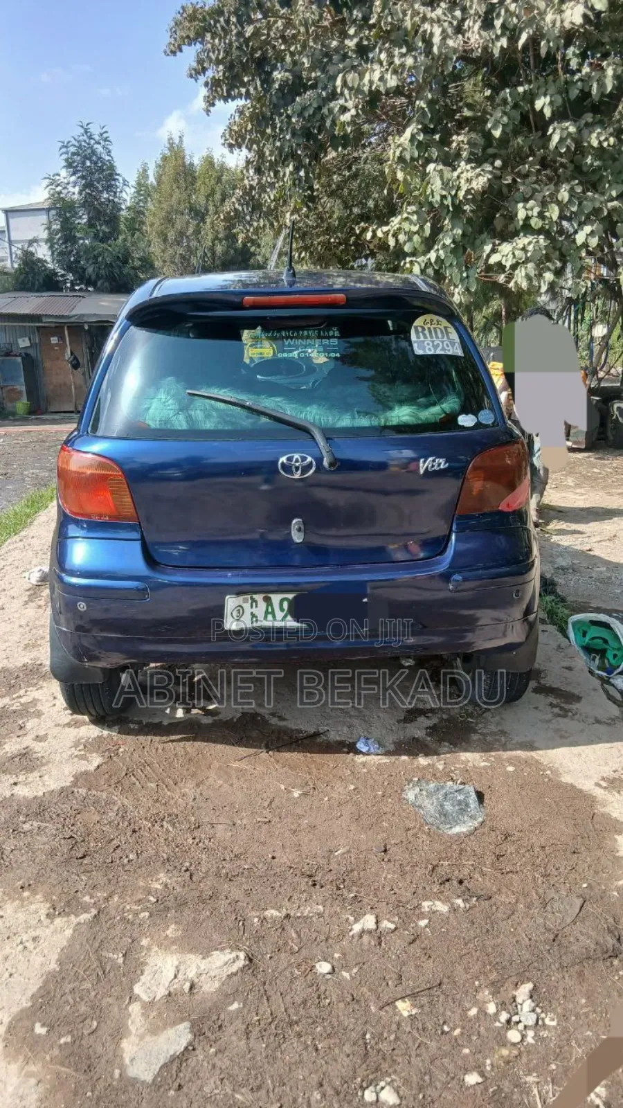 Toyota Vitz 2004 Blue
