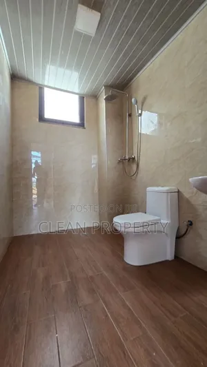 3bdrm House in Clean Property, Bole for rent