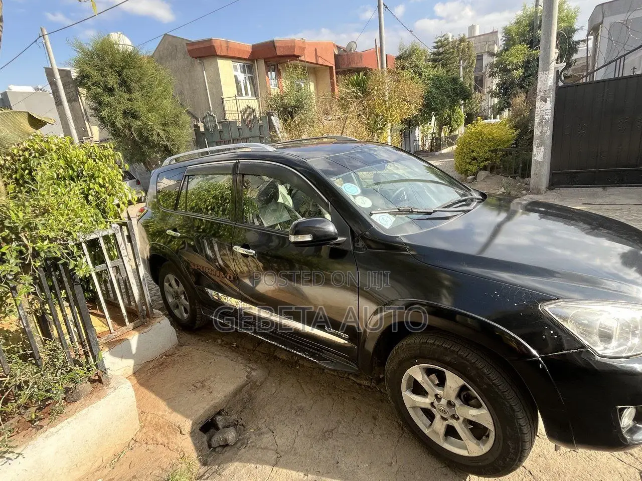 Toyota RAV4 2011