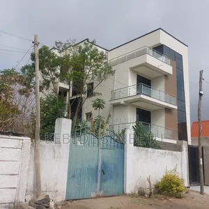 6bdrm House in Oromia, East Shewa for rent