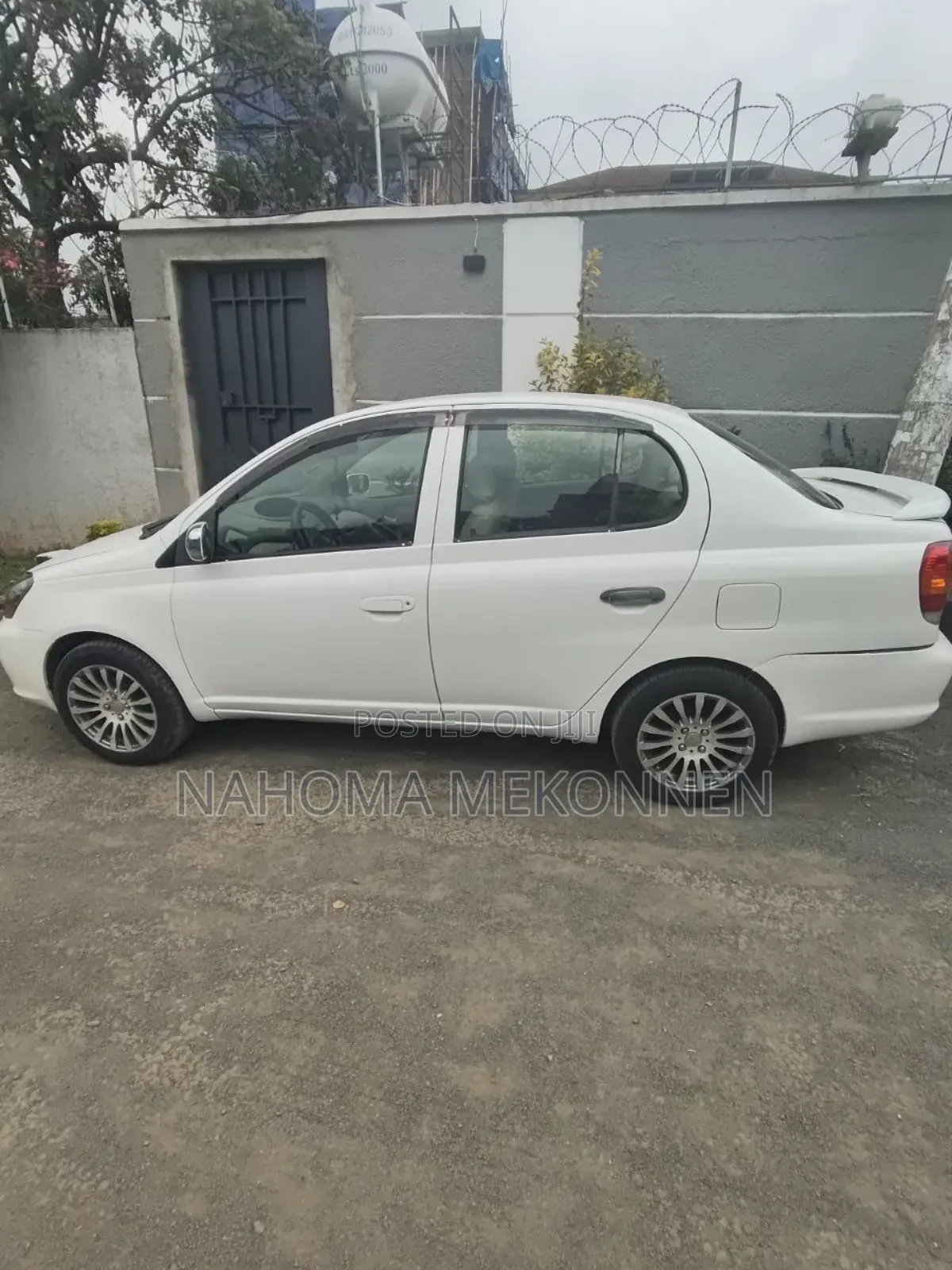 Toyota Platz 2005 Ivory