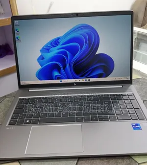 New Laptop HP ZBook Power G7 32GB Intel Core i7 SSD 1T