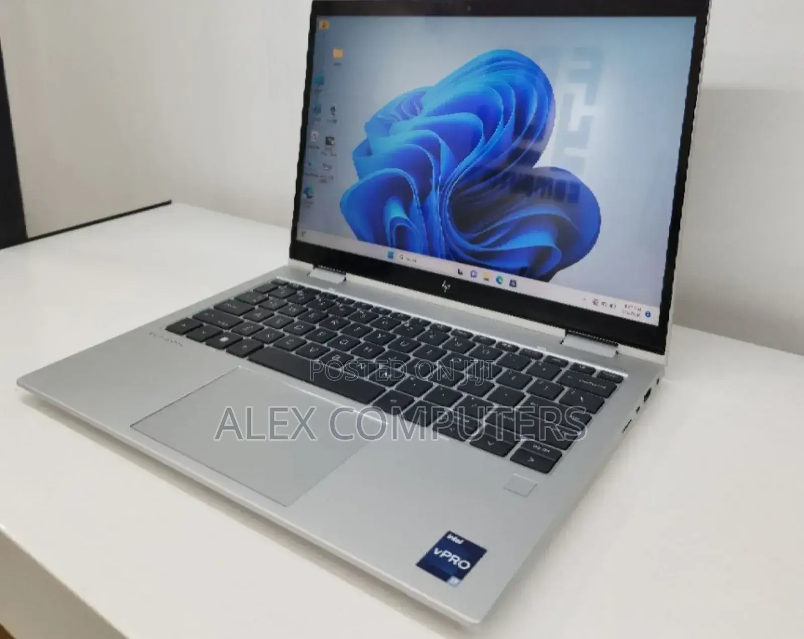 New Laptop HP EliteBook 830 16GB Intel Core i7 SSD 512GB